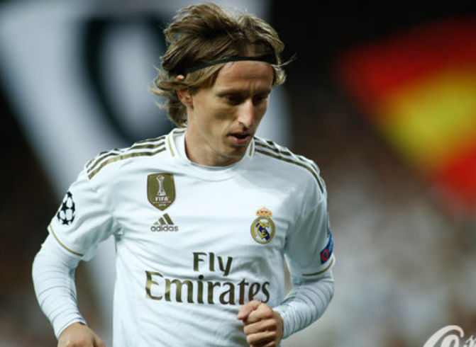 昔日武汉三镇的王者回归中超，他被称为巴西梅西，如今加盟青岛西海岸